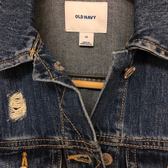 Old navy jean jacket - Picture 2 of 6